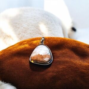 Sagenite Quartz Pendant Necklace - 16"